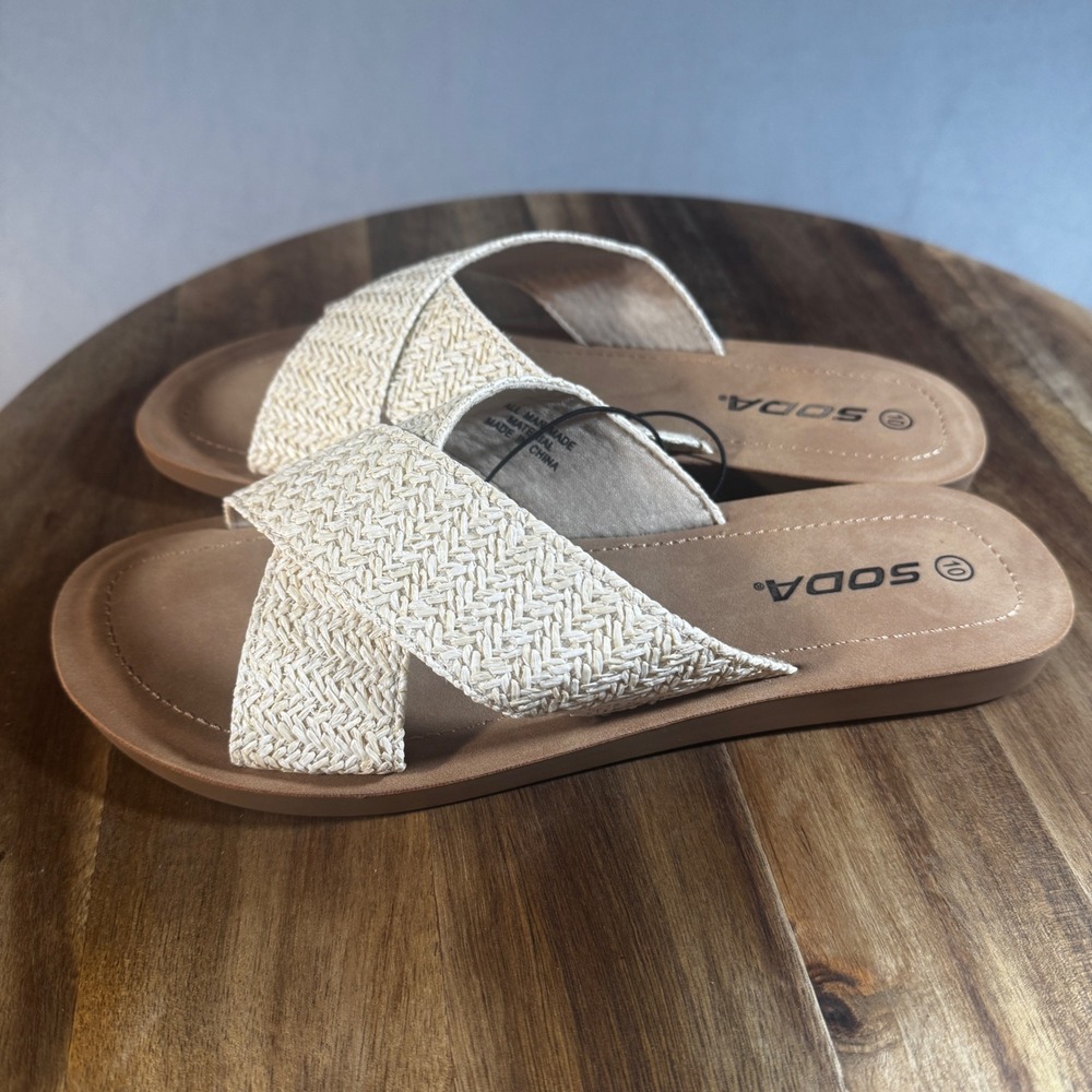 Soda Womens Woven Criss Cross Slide Sandals Cream Tan Flat Summer Shoes Size 10